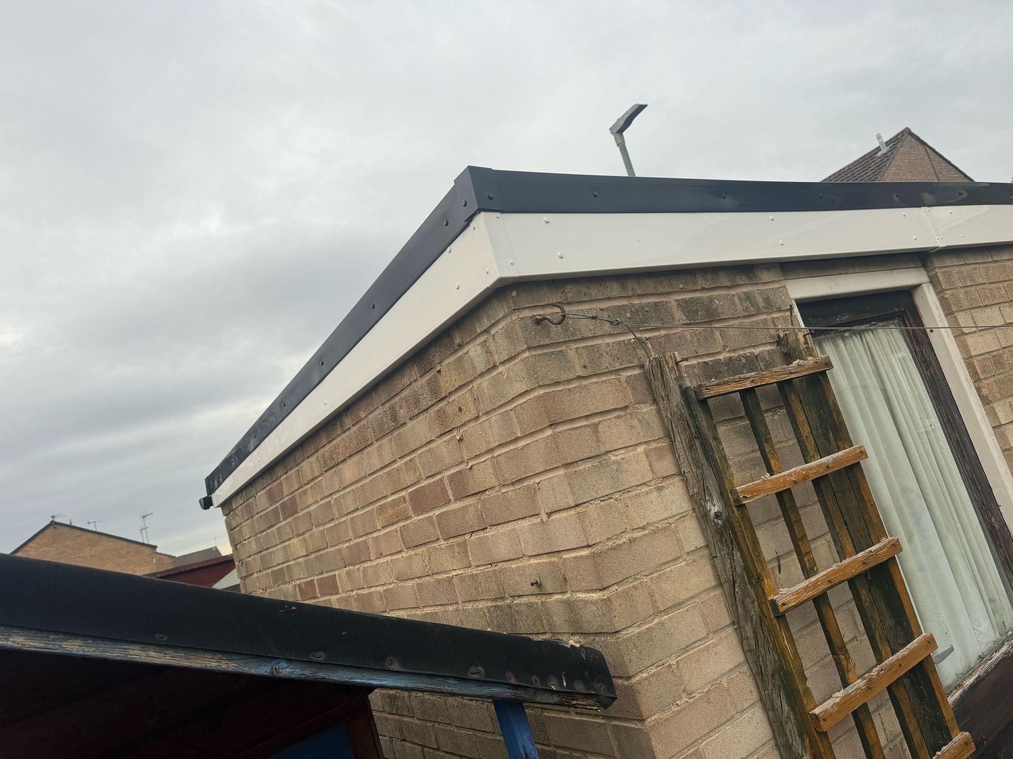 Flat roof system